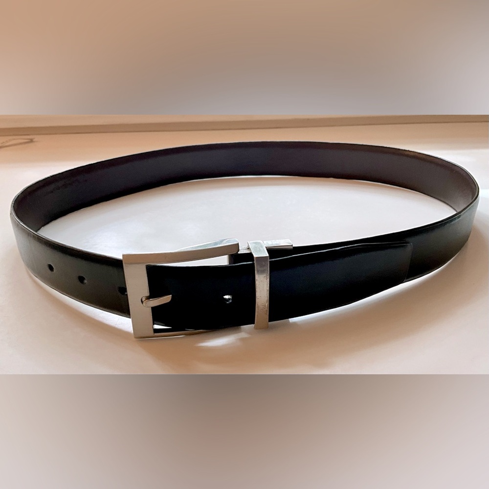 Calvin Klein Men’s Roller Buckle Genuine Leather Belt Black Size 32 Style #73182